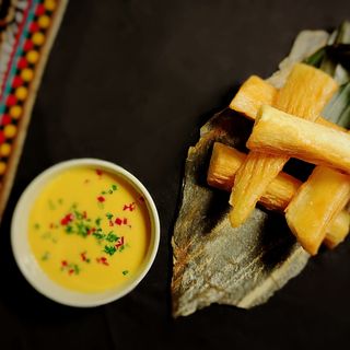 Mandioca a la Huancaína