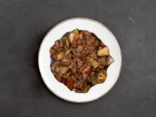 Ternera con Salsa de Ostras