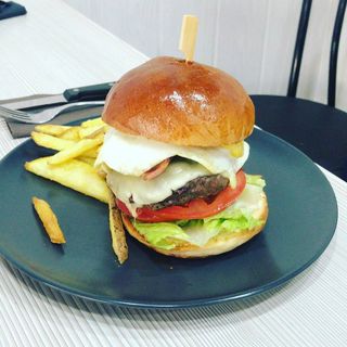 Burger Club