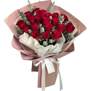 Classic Red + Eucalyptus