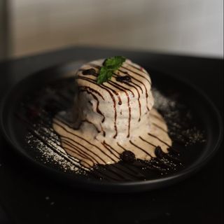 Панкейки банан-чорниця