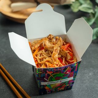 Ձվի լափշա հավով և բանջարեղենով