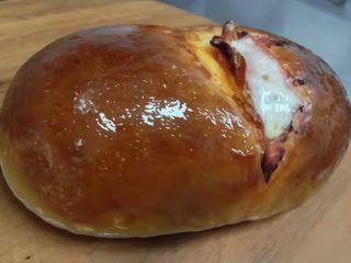 Pezzo con salame piccante