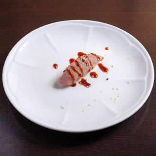 37. Nighiri Tonno scottato - 1 pezzo