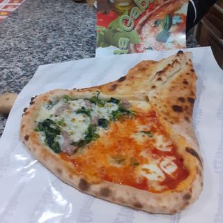 Cappello di pulcinella