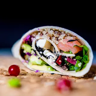 Wrapiadina de Salmón Salad