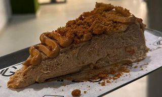 Tarta Lotus casera (porción)