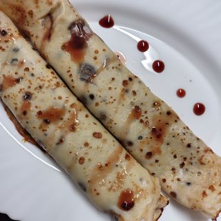 Clătite cu dulceață de casă / ciocolată