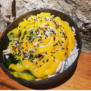 Poke Pollo con Piña (Grande)