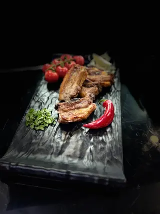 Խոզի մատ