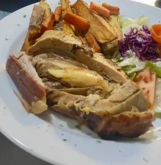 Teletina ispod peke iz krušne peći