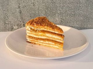 Обліпиховий медовик