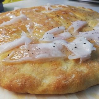 Focaccia al lardo 