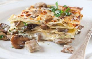 Lasaña Jamón, Champiñones Y Trufa