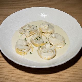 Raviolo de ternera asada