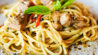 Spaghetti Kolowa + Blanc De Poulet + Pain
