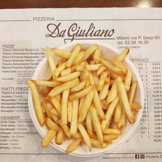Porzione patatine fritte