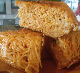 Frittata di pasta intera