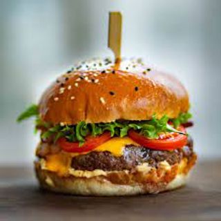 Cheese Burger con patatas fritas