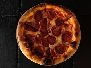 Піца Пепероні 35 см (730g)