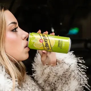 Schweppes limon