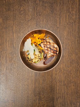 Pui supreme cu orez in stil chinezesc