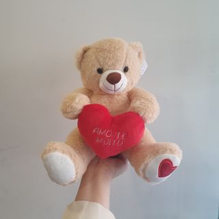 Peluche Castanho Com Coração