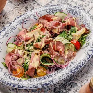 Salată cu Roast Beef