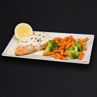 Somon file cu sos de mustar