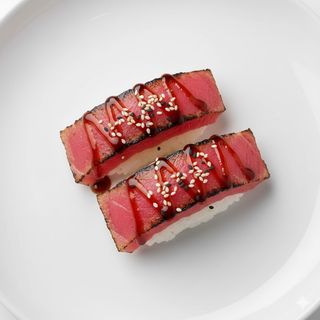 Nigiri tonno flambé 2 pezzi