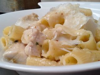 Rigatoni De Pollo