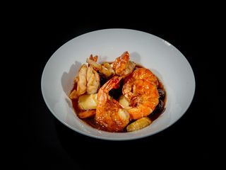 112B. Gambas Con Bambú Y Setas