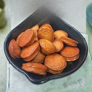 Ración de salchicha picante