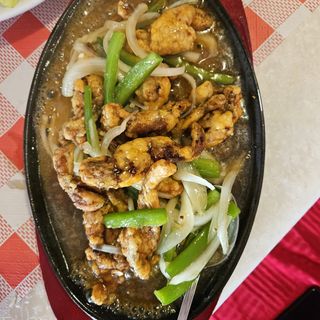 Ancas De Rana Con Cebollas