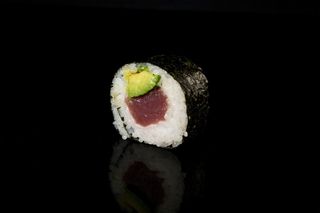 Futomaki Atún (6 Uds)