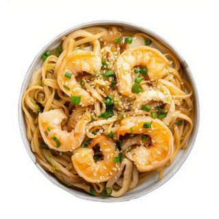 Tallarines fritos de gambas