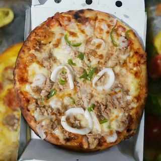 Pizza Gambas (33 Cm.)