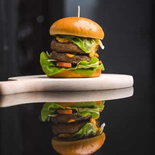 Double cheeseburger 500gr+ Palačinka sa Nutellom i plazmom + Pepsi 0.33