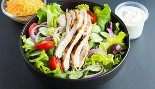 Zestaw Sałatka Kurczak w stylu Rotiserrie