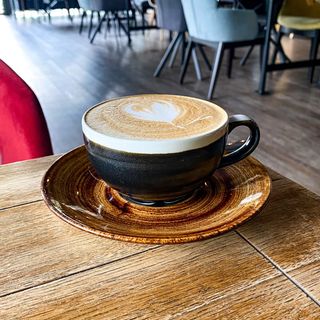 Grand Cappuccino cu lapte de migdale