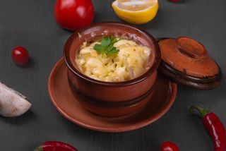 Мясо в горшочке (400 г)