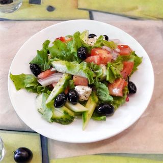 Салата Атина