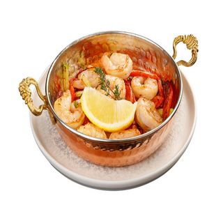 Сотирани скариди с чесън, масло и канапе от зеленчуци (200г)