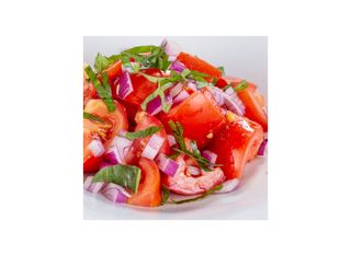 Paradajz salata sa lukom