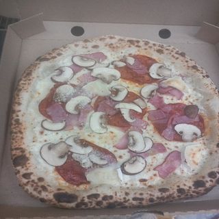 Pizza La mia