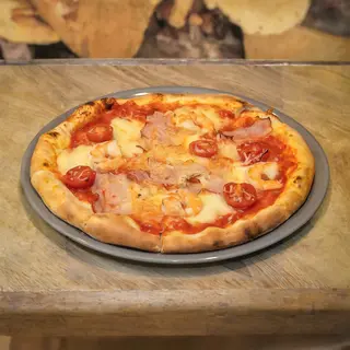 Pizza Gamberi con Spinata di Salame