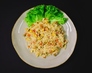 Բրինձ բանջարեղենով