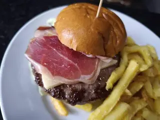Hamburguesa De Retinto