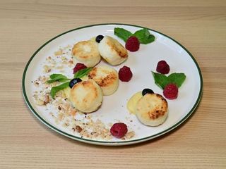 Сирники з кремом сабайон (260g)