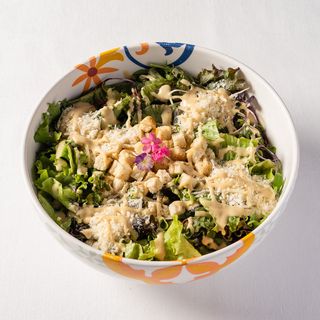 Salada Cesar com frango